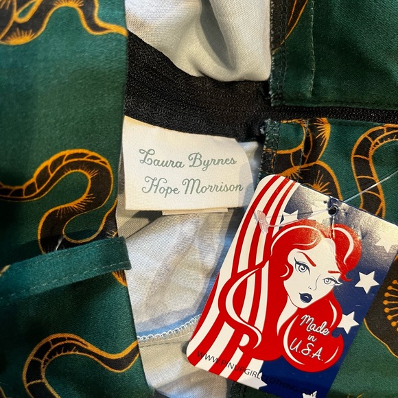 Pinup Couture PUG Laura Byrnes Green Swing Skirt In Garden Of Eden S, M, XL NWT - Picture 8 of 11